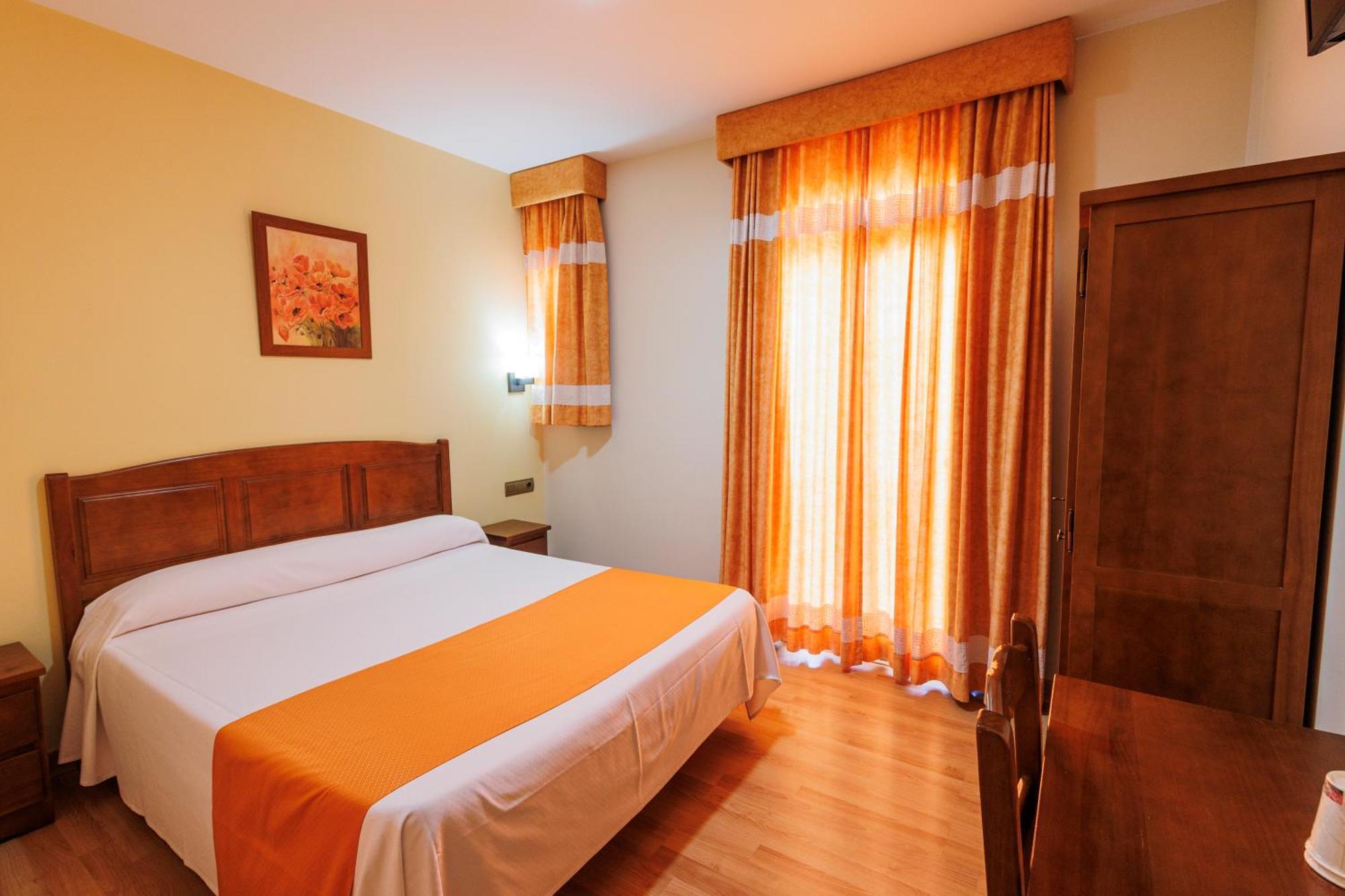 Pattaya Hotel *